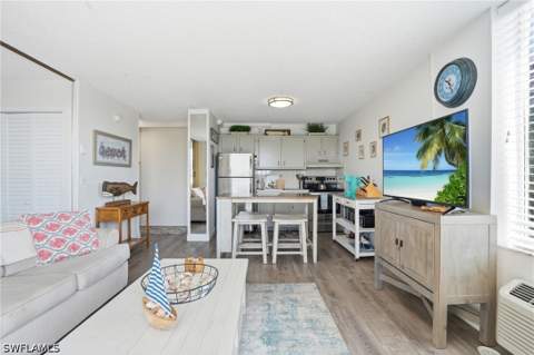 7300 Estero Blvd 102, Fort Myers Beach FL - photo 11 of 49