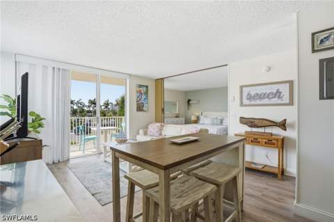 7300 Estero Blvd 102, Fort Myers Beach FL - photo 14 of 49