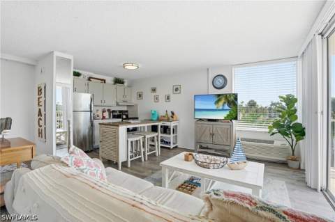 7300 Estero Blvd 102, Fort Myers Beach FL - photo 16 of 49