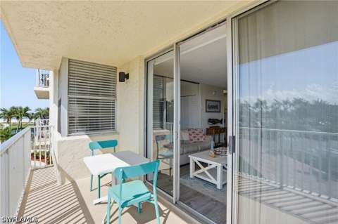7300 Estero Blvd 102, Fort Myers Beach FL - photo 9 of 49