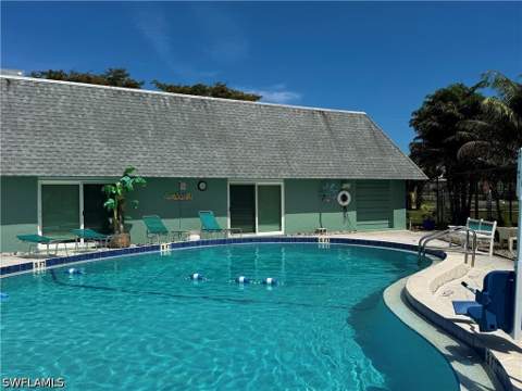 181 Grassy Key Ln 49, Naples FL - photo 15 of 19