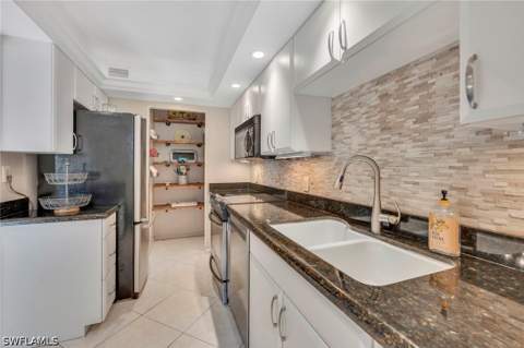 788 Park Shore Dr D26, Naples FL - photo 15 of 18