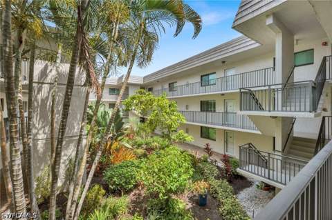 788 Park Shore Dr D26, Naples FL - photo 17 of 18