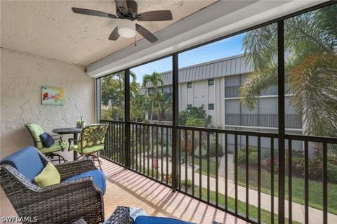 788 Park Shore Dr D26, Naples FL - photo 8 of 18