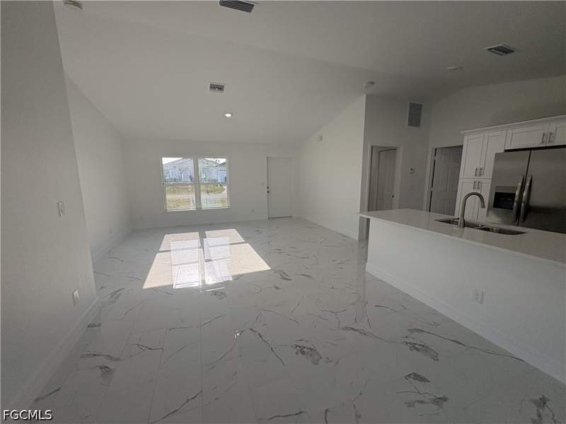 3 bedroom SingleFamilyResidence at 2810 NW 26th Pl, Cape Coral, Cape Coral — photo 3