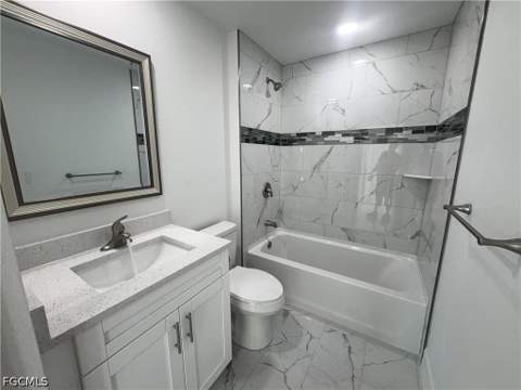 2810 NW 26th Pl, Cape Coral FL - photo 6 of 9