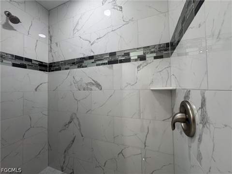 2810 NW 26th Pl, Cape Coral FL - photo 9 of 9
