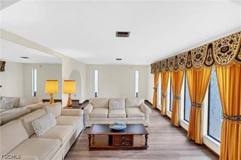 13630 Brynwood Ln, Fort Myers FL - photo 7 of 50