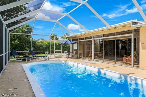 27061 Homewood Dr, Bonita Springs FL - photo 10 of 40