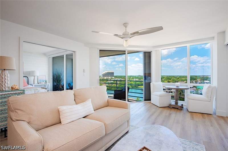 2 bedroom Condominium at 4751 Gulf Shore Blvd N 1204, Terraces At Park Shore, Naples — photo 2
