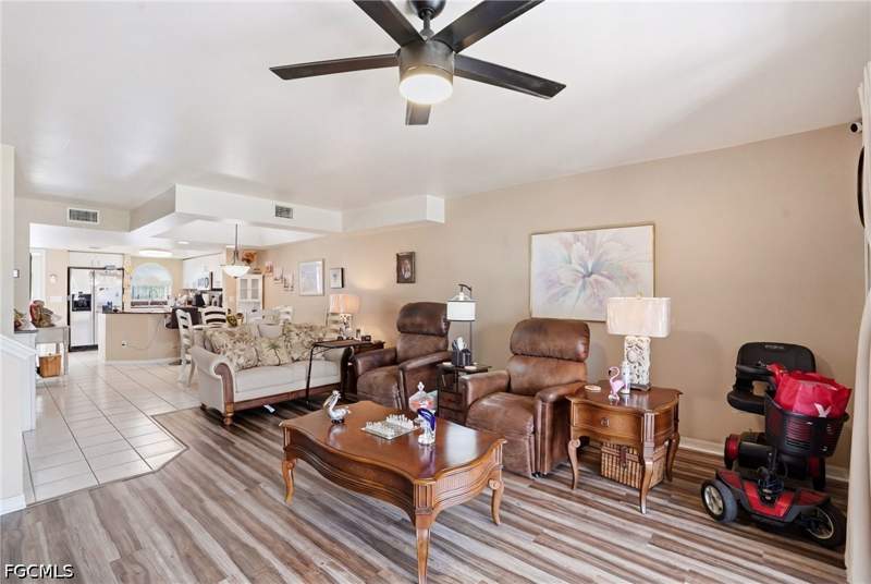 2 bedroom Condominium at 20 Cosmopolitan DR 4, SUNSET LAKE CONDO, Lehigh Acres — photo 5