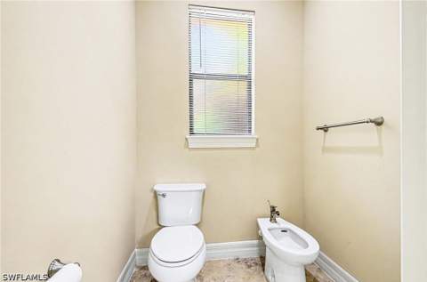 672 Fairway Ter, Naples FL - photo 14 of 40