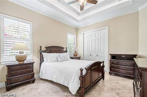 672 Fairway Ter, Naples FL - photo 18 of 40