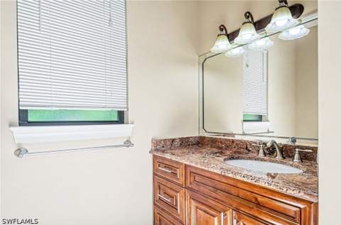672 Fairway Ter, Naples FL - photo 22 of 40