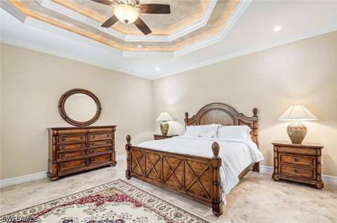 672 Fairway Ter, Naples FL - photo 9 of 40