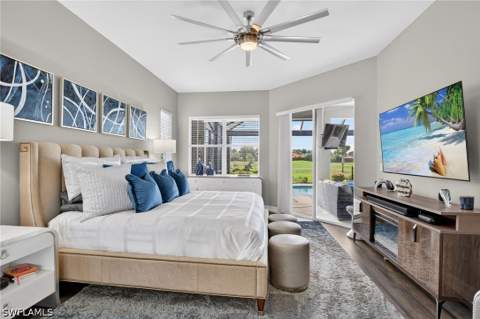 6040 Dogleg Dr, Naples FL - photo 22 of 49