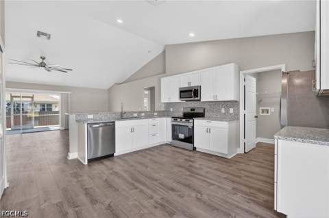 409 NE 25th Ter, Cape Coral FL - photo 8 of 49