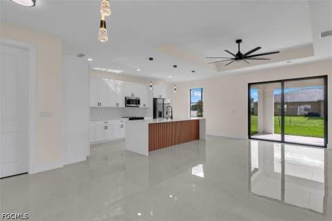 474 NE 2nd Pl, Cape Coral FL - photo 11 of 26
