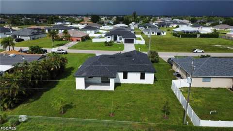 474 NE 2nd Pl, Cape Coral FL - photo 22 of 26