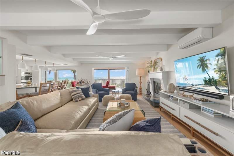 2 bedroom SingleFamilyResidence at 1 Sunset Captiva Ln, Sunset Captiva Condo, Captiva — photo 5