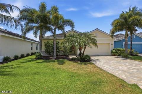9577 Mirada Blvd, Fort Myers FL - photo 24 of 33