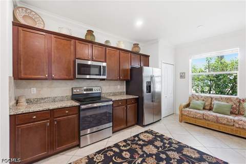 9577 Mirada Blvd, Fort Myers FL - photo 6 of 33