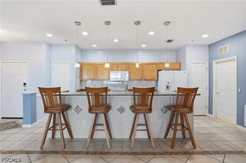 2 bedroom Condominium at 11751 Pasetto Ln 407, Royal Pointe, Fort Myers — photo 5