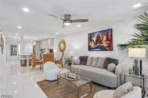 7500 Estero Blvd 102, Fort Myers Beach FL - photo 6 of 29