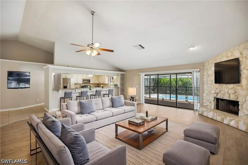 3 bedroom SingleFamilyResidence at 1937 Princess Ct, Imperial Golf Estates, Naples — photo 4