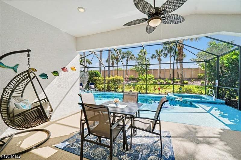 2 bedroom Attached at 10021 Colonial Country Club Blvd, Sabal Pointe, Fort Myers — photo 5