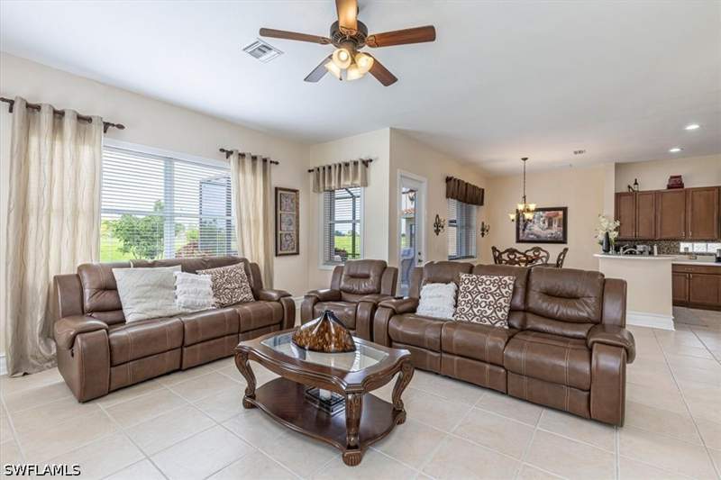 5 bedroom SingleFamilyResidence at 1966 Par Dr, Valencia Country Club, Naples — photo 4