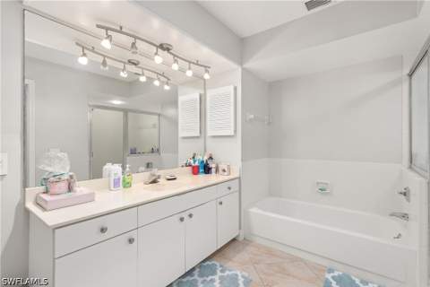 511 Clubside Dr 1-511, Naples FL - photo 16 of 27