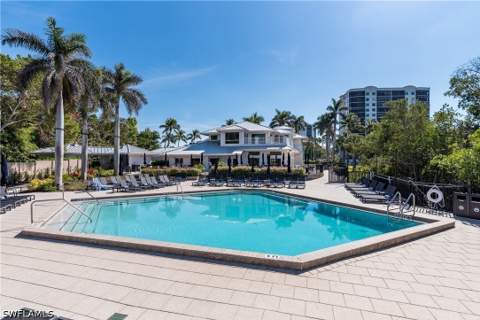 511 Clubside Dr 1-511, Naples FL - photo 23 of 27