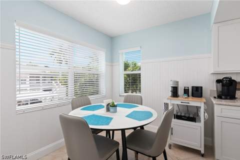 511 Clubside Dr 1-511, Naples FL - photo 8 of 27