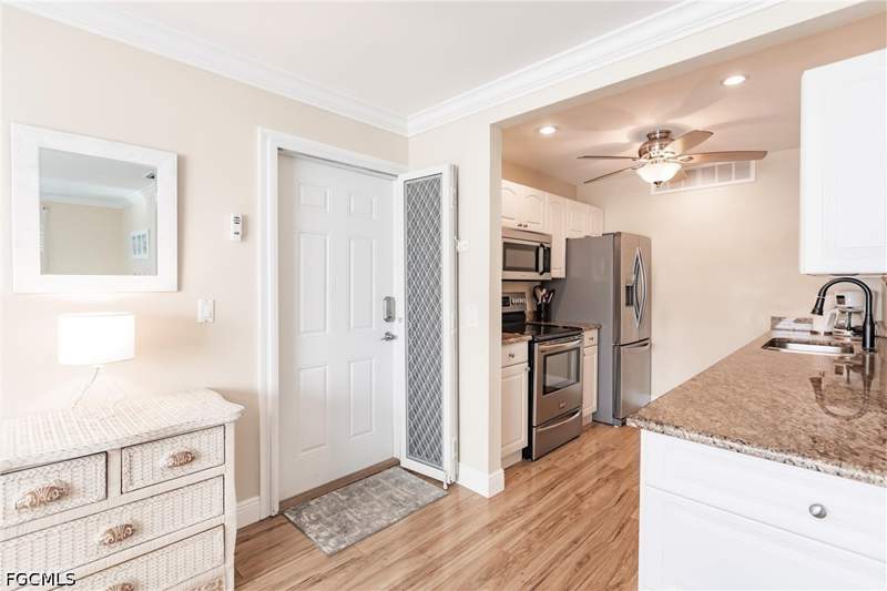 2 bedroom Condominium at 3380 N Key Dr 5, Bay Harbor Club Condo, North Fort Myers — photo 4