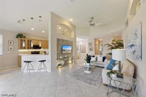 6822 Ascot Dr 202, Naples FL - photo 6 of 46