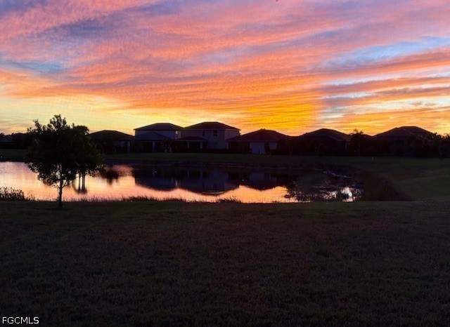 4 bedroom SingleFamilyResidence at 3611 Rain Lily Ln, Hampton Lakes, Alva — photo 3