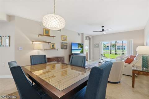 3039 Horizon Ln 2105, Naples FL - photo 10 of 31