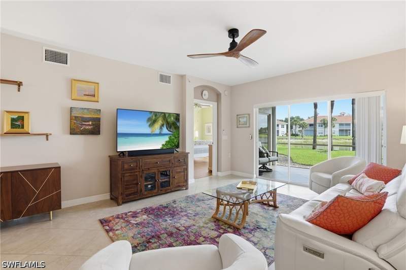 2 bedroom Condominium at 3039 Horizon Ln 2105, Rum Bay, Naples — photo 2