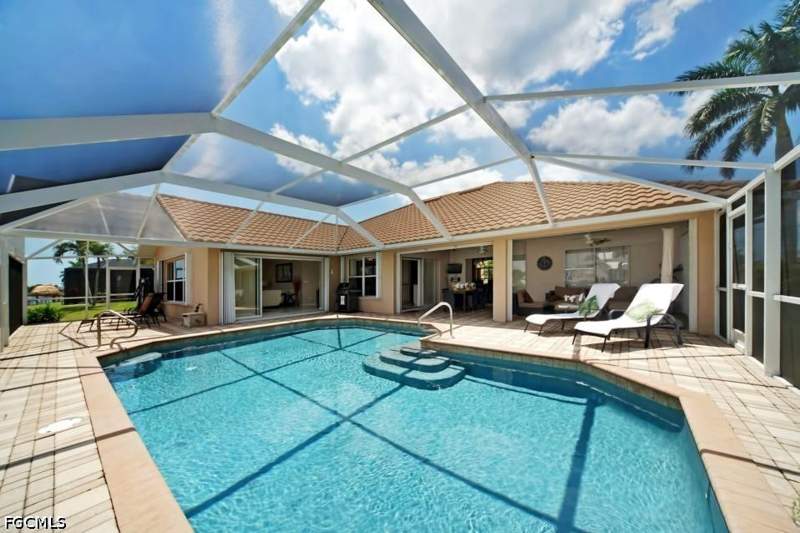 3 bedroom SingleFamilyResidence at 4009 SW 25th Ct, Cape Coral, Cape Coral — photo 5