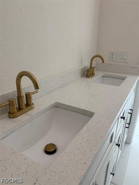 115 Lansing Cir, Labelle FL - photo 20 of 26