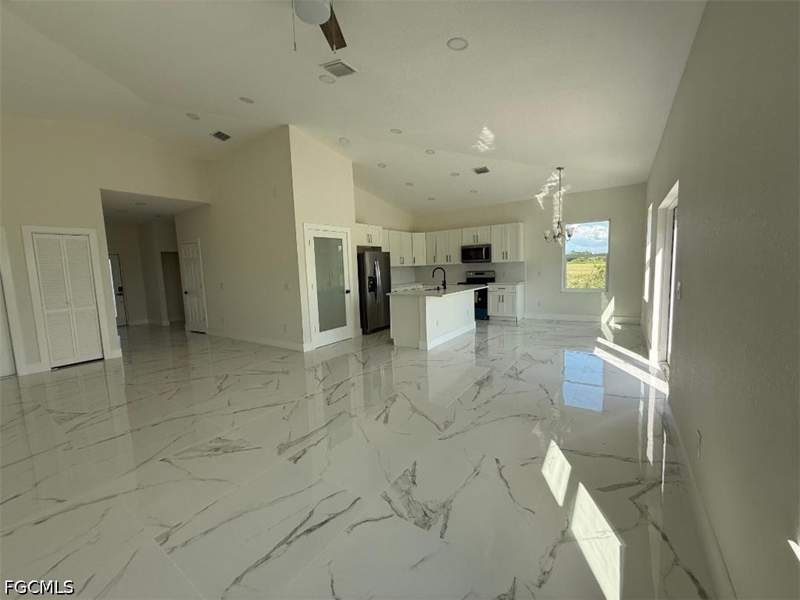 3 bedroom SingleFamilyResidence at 115 Lansing Cir, Banyan Village, Labelle — photo 5