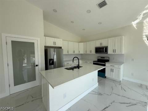 115 Lansing Cir, Labelle FL - photo 6 of 26