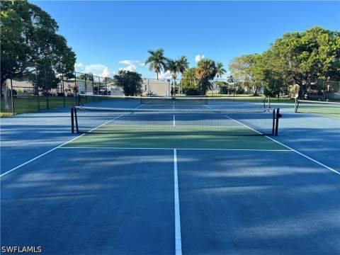 120 Grassy Key Ln 38, Naples FL - photo 23 of 29