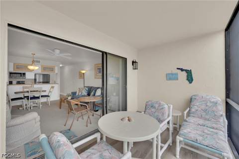 200 Lenell Rd 218, Fort Myers Beach FL - photo 7 of 19