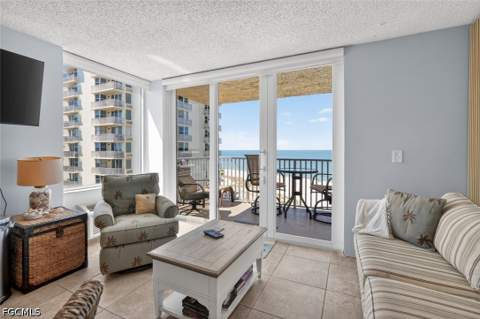 7330 Estero Blvd 702, Fort Myers Beach FL - photo 9 of 32