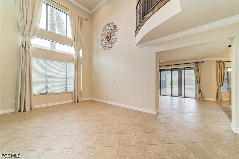 5 bedroom SingleFamilyResidence at 3701 Pleasant Springs Dr, Riverstone, Naples — photo 5