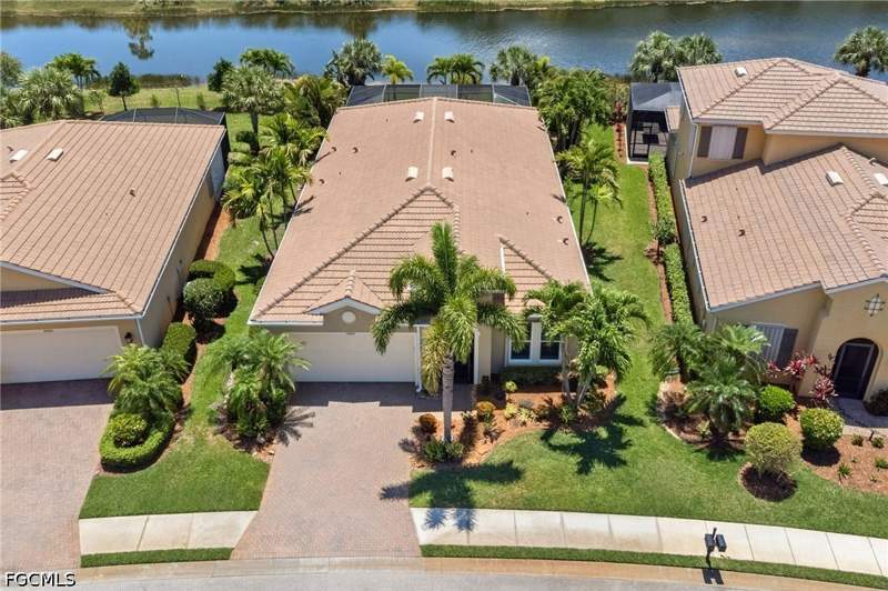 3 bedroom SingleFamilyResidence at 10600 Carena Cir, Carena, Fort Myers — photo 2