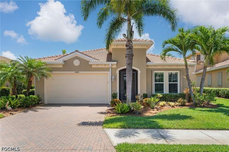 3 bedroom SingleFamilyResidence at 10600 Carena Cir, Carena, Fort Myers — photo 3