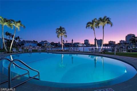 400 Park Shore Dr 304, Naples FL - photo 11 of 19